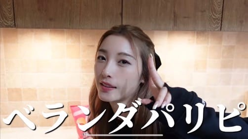 木下優樹菜、彼氏を交え、家族でアウトドア気分満喫！家族団らんの様子を公開し、「ほっこりする」の声も