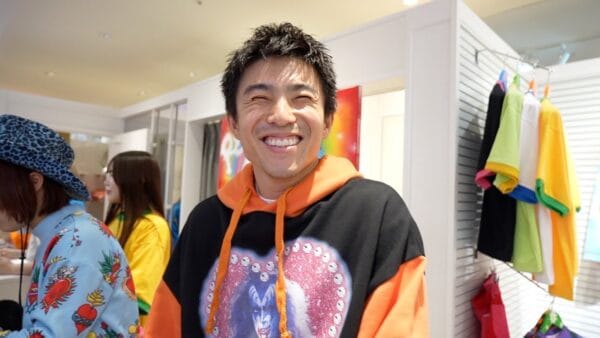 中尾明慶、妻・仲里依紗のショップに訪問！買い物する予定がお手伝い要員に！？ファンへの神対応に称賛の声多数！