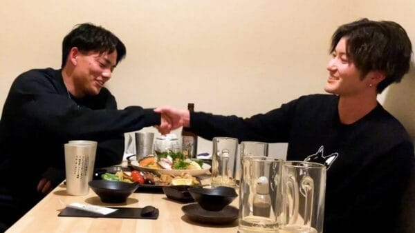 イケメン高学歴YouTuber 「えびすじゃっぷ」メンバー1人が家族を養うため、会社員に戻ると報告、人気YouTuberの苦渋の決断に視聴者からは称賛の声